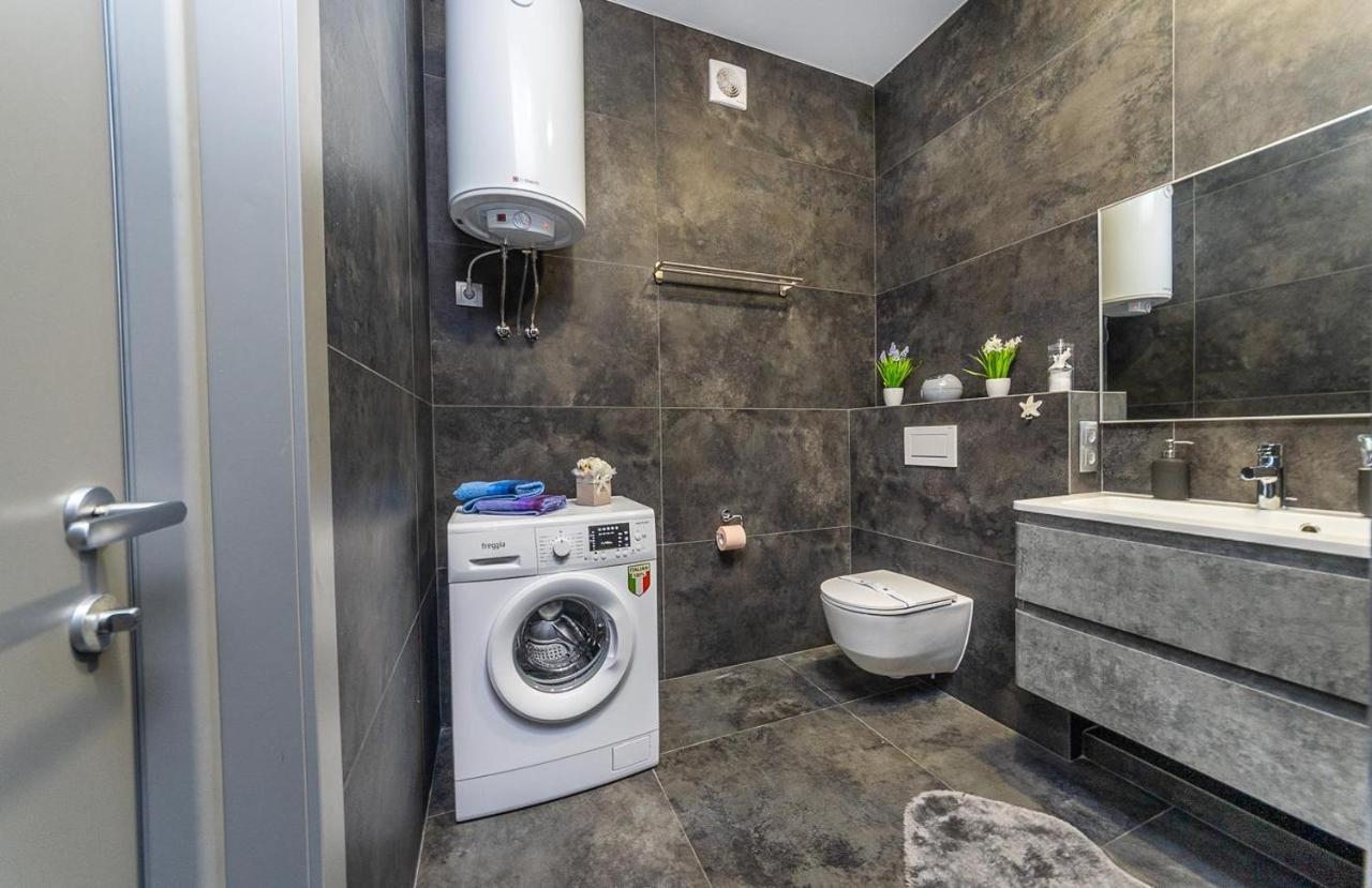 Luxury Apartments Smartplaza Obolon Metro Minskai Київ Екстер'єр фото